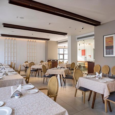 The Crescent Hotel Panaji Luaran gambar