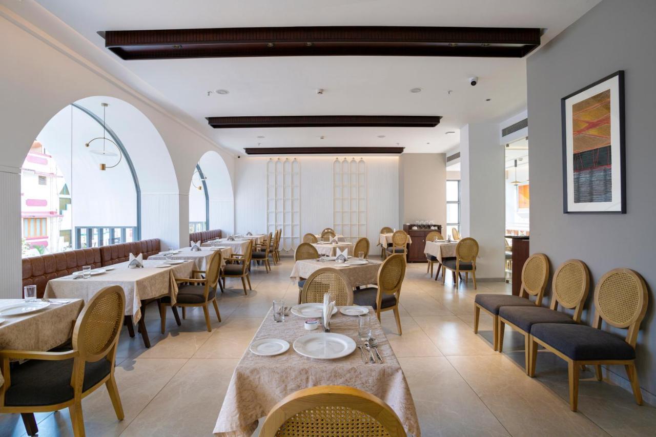 The Crescent Hotel Panaji Luaran gambar